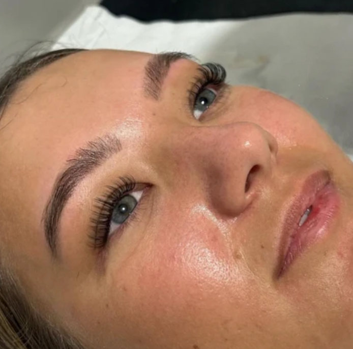 How to Infill Lash Extensions: A Step-by-Step Guide for Lash Techs