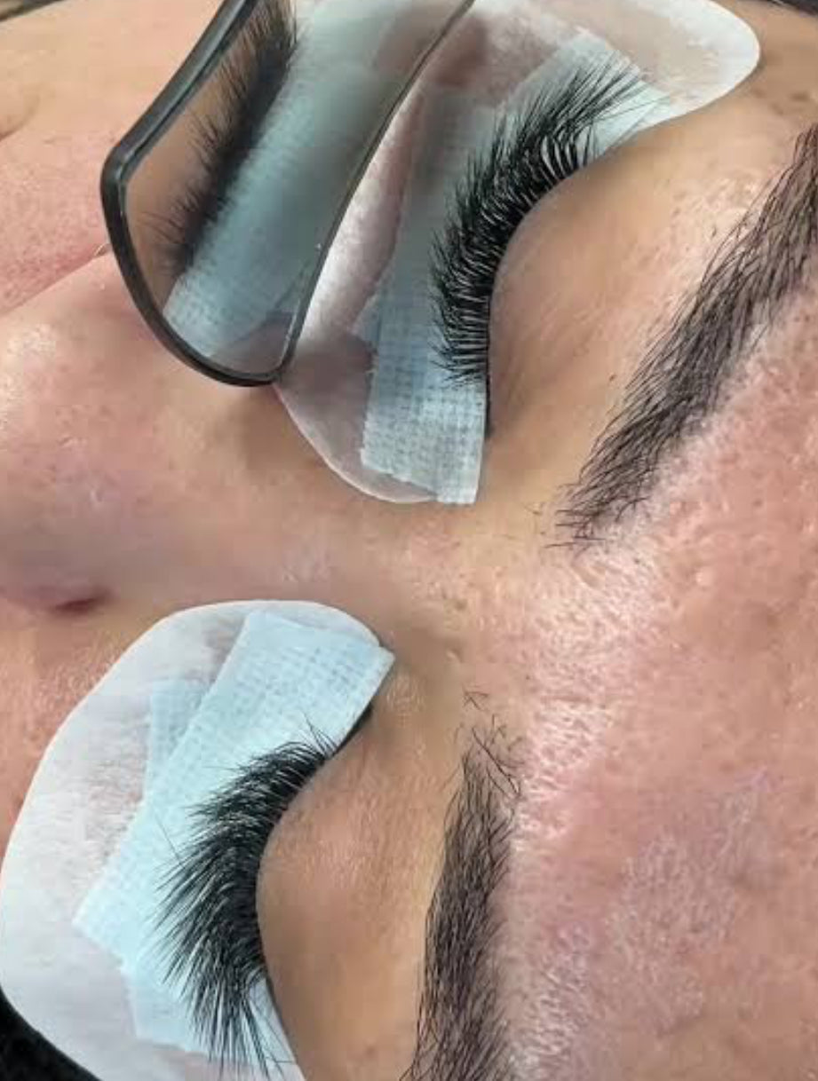 What Are Arabic Lashes? A Complete Guide for Lash Techs