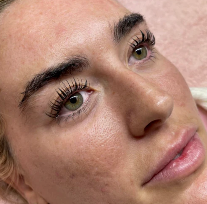 Who Is Not Suitable for a Korean Lash Lift? Contraindications You Need to Know