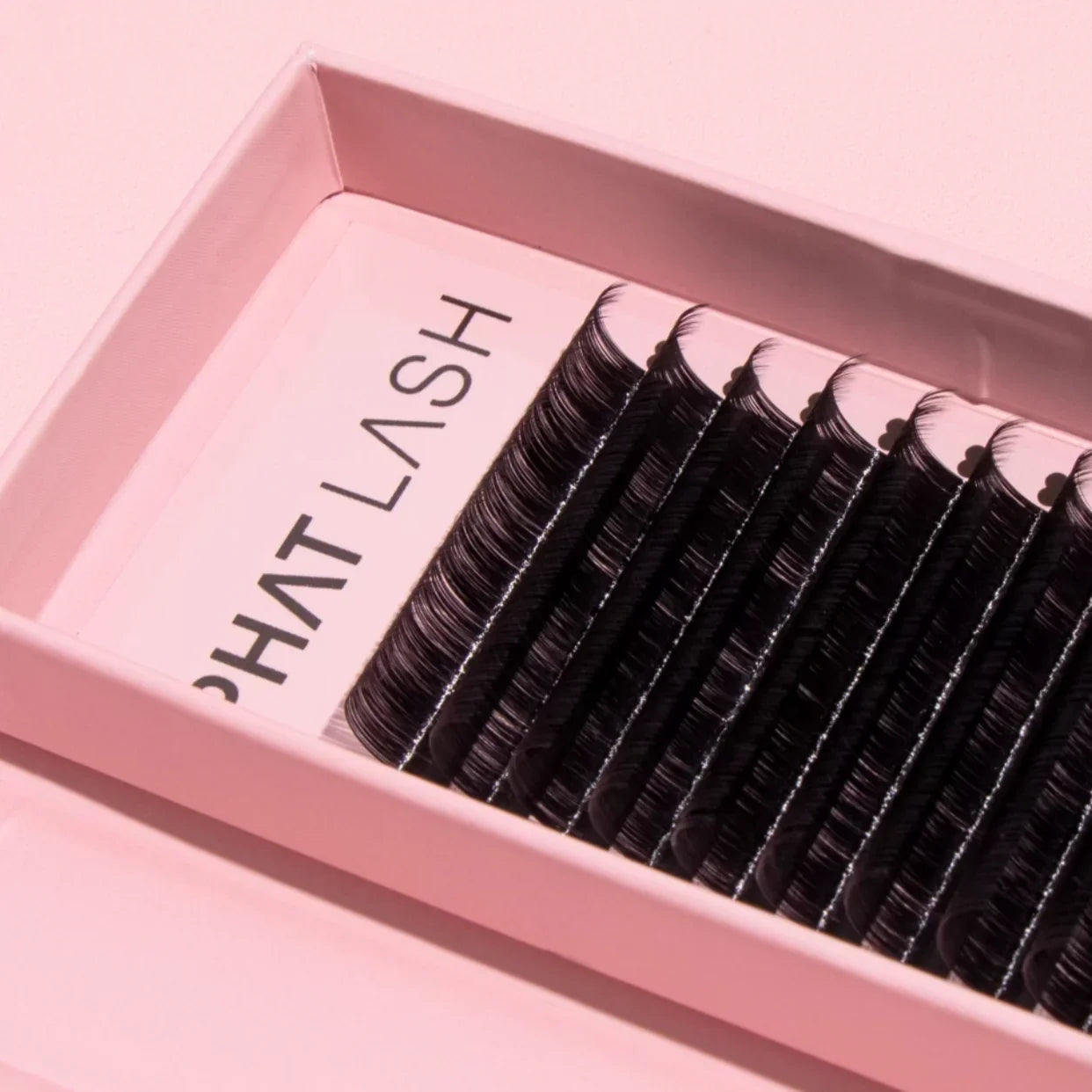 D Curl vs CC Curl Lashes: Which Lash Curl Is Right for Your Client?