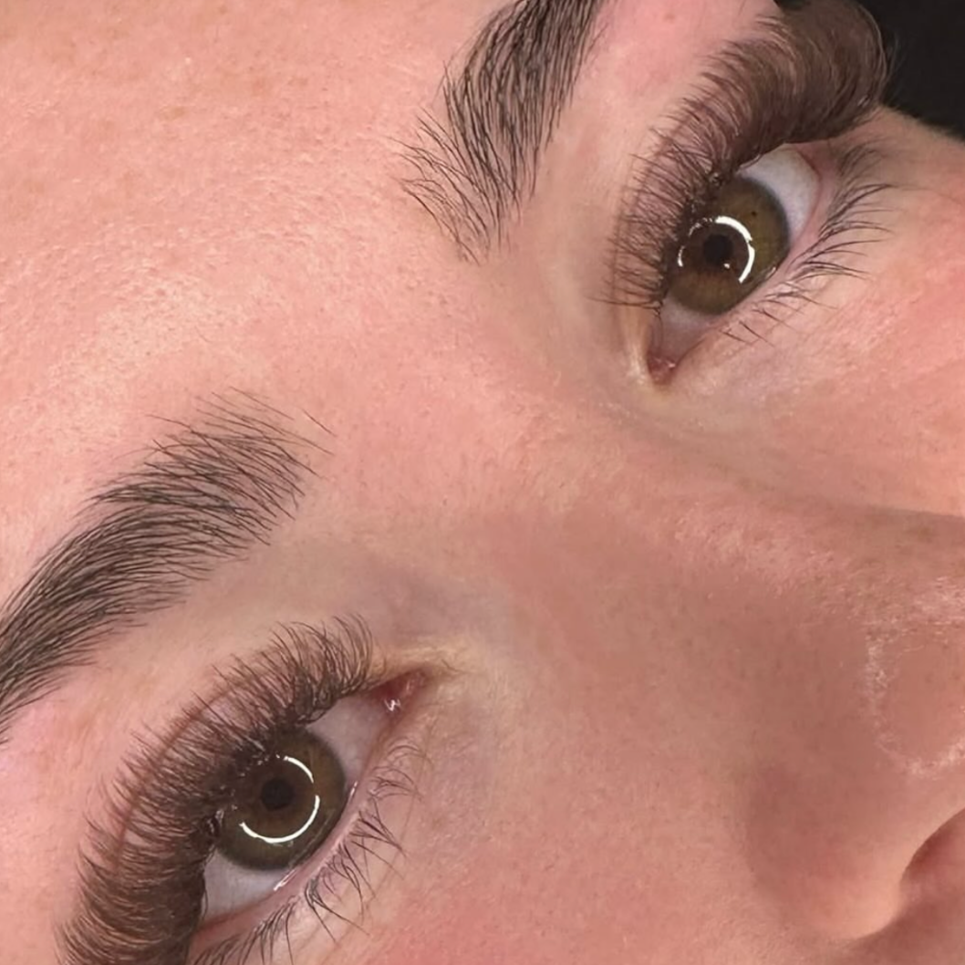 TEDDY LASHES - BROWN RUSSIAN MIXED LENGTHS TRAYS